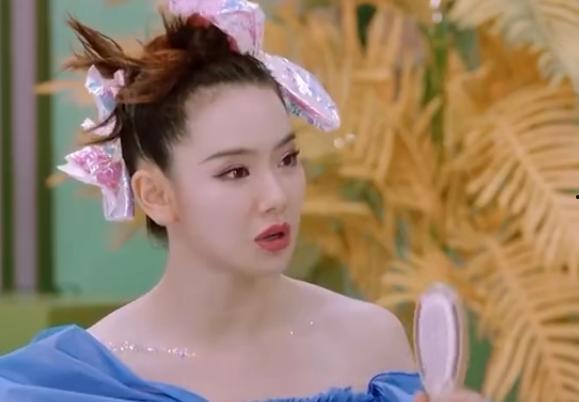 女生化妆娱乐吃瓜酱,女生们的快乐生活解码